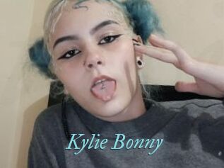 Kylie_Bonny