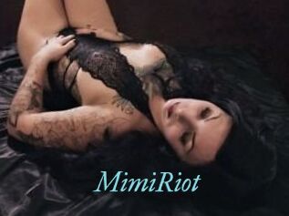 Mimi_Riot