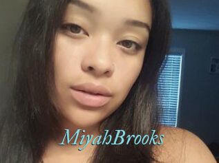 Miyah_Brooks