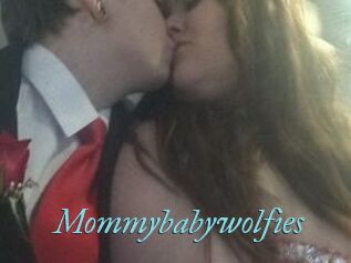 Mommybabywolfies