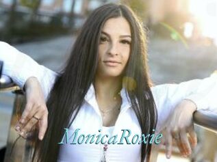 MonicaRoxie