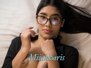 Miiakharis